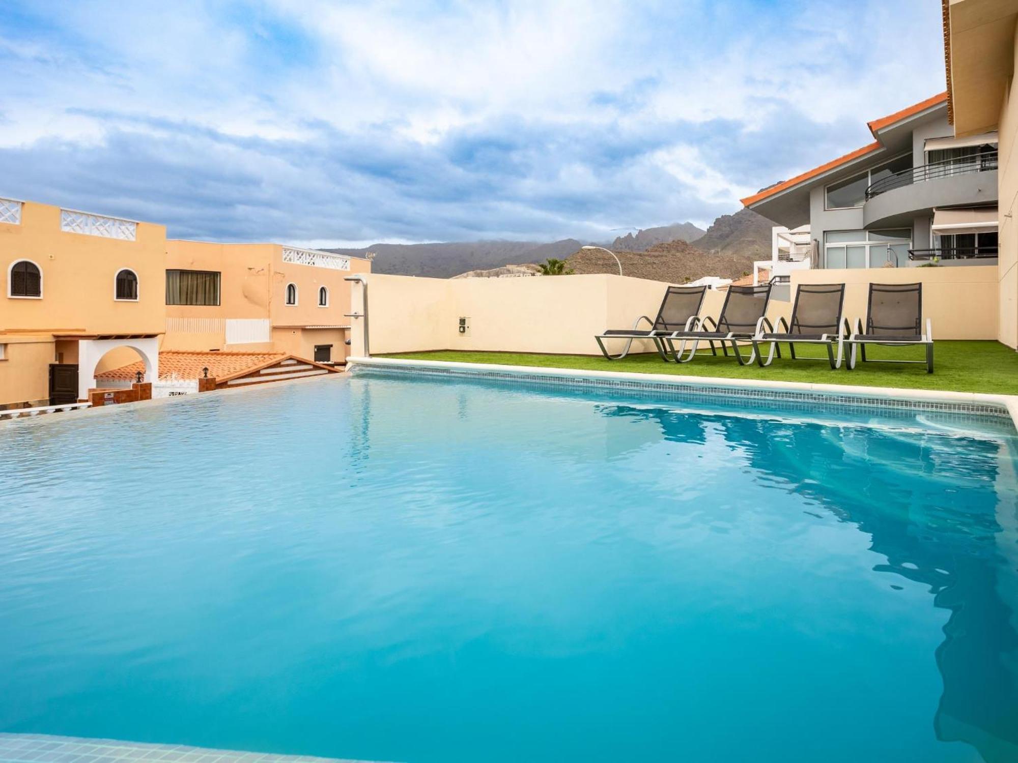 Villa Olbia Charming Dreamview With Jacuzzi Costa Adeje  Exterior photo